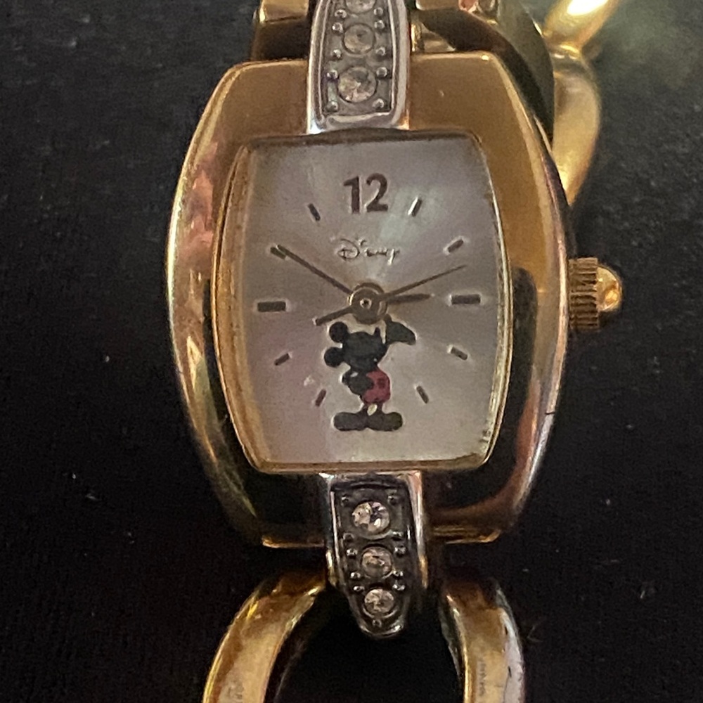 Lady’s Classy Mickey Mouse Watch